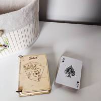 Personalisiertes Spielkarten-Etui aus Holz für Pokerkarten | Kartenspiele Aufbewahrungsbox mit Namen | Poker Zubehör Bild 1