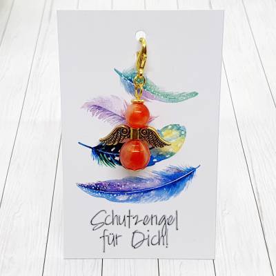 Schutzengel Anhänger goldfarben/rot – Glücksbringer & Geschenkidee mit marmorierten Acrylperlen