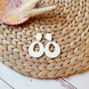 Große Ohrringe Weiß, ovale Ohrringe, Polymer Clay Ohrringe mit Stecker, weiße Statement Ohrringe Bild 9