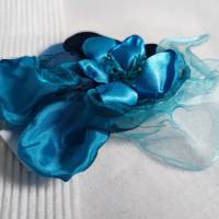 Blume Brosche Haarklammer Haarspange Stoff Schmuck Anstecknadel aus Blautöne Stoff Bild 5