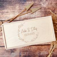 Geschenkbox personalisierte Erinnerungskiste Hochzeit Geburtstag Bild 1