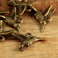 10 Anhänger Charm Kolibri Vogel Tier für Schmuck DIY Basteln bronzefarbend 12x17mm Bild 1