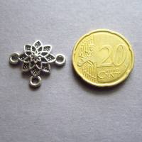 0,35 EUR/Stk. 6x Verbinder Blume mit 3 Ösen Antiksilber Bild 3