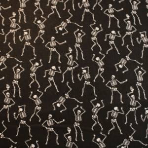 12,70 EUR/m Baumwollstoff Skeleton tanzede Skelette weiß auf schwarz Webware 100% Baumwolle Bild 6
