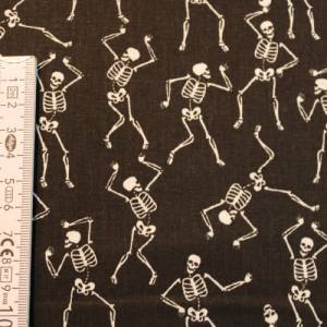 12,70 EUR/m Baumwollstoff Skeleton tanzede Skelette weiß auf schwarz Webware 100% Baumwolle Bild 8