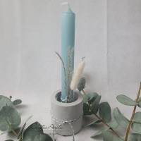 Handgemachter Kerzenhalter 2in1 - Stabkerzen- und Teelichthalter mit Kerze - dekoriert grau-hellblau Bild 1