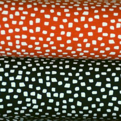 schwarzer und ziegelroter Bio-Jersey Dots Punkte 50 x 150 cm Stoff nähen elastisch