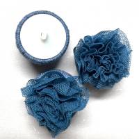 1 Stk. Tüll-Rose/ wunderschöner Knopf, aus feiner Spitze gewickelt und aufwändig eingefasst, in zartem blau , ca. 3cm Bild 5