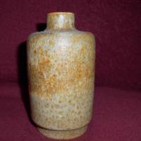 Vase beige-ocker vermutlich aus den 1960ern Jahren Bild 1