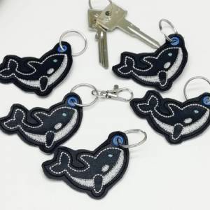 Schlüsselanhänger Orca,  kleiner Walfisch blau weiß, Taschenanhänger Bild 2