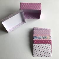 Geschenkbox mit 12 kleinen dazu passenden Umschlägen mit verschiedenen Mustern Bild 4