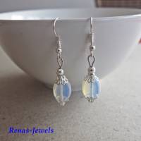 Glasohrringe Glasohrhänger Opalglas Glas Ohrringe oval Perlen Ohrhänger milchig weiß silberfarben Handgefertigt Bild 2