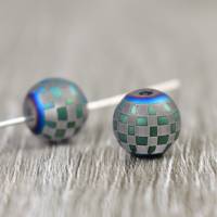 4 galvanisierte Glasperlen rund Karo Muster Viereck DIY grün blau grau 8mm Bild 1