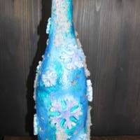 Dekoflasche GLITZERNDE KRISTALLE Upcycling bemalte Glasflasche Geschenk Winterdeko Wohndeko Bild 4