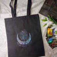 Stoffbeutel Tasche schwarz mit "Made of Stardust" Motiv Galaxie Galaxy Mond Blumen Bild 1