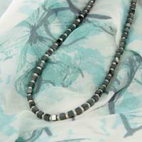 Sportlich-elegante Hämatin - Perlenkette 45 cm Bild 4