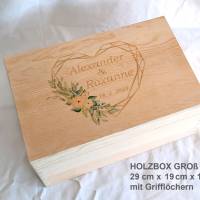 Erinnerungsbox aus Holz Hochzeit Geometric Heart Bild 2
