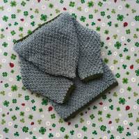 Strickjacke mit Kapuze  Trachtenjacke grau grün Janker  Pullover handgestrickt Zopfmuster Taufkleidung Junge Geschenk Bild 2