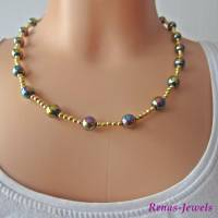 Perlenkette kurz Collier Regenbogenfarben goldfarben Perlen Kette mit Steinperlen  handgefertigt Bild 4