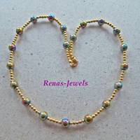 Perlenkette kurz Collier Regenbogenfarben goldfarben Perlen Kette mit Steinperlen  handgefertigt Bild 6