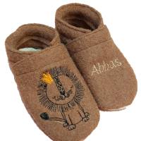 Baby - Schuhe, Puschen Lauflernschuhe, Wollwalk, Ledersohle neu personalisiert Löwe mit Krone Bild 1