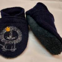 Baby - Schuhe, Puschen Lauflernschuhe, Wollwalk, Ledersohle neu personalisiert Löwe mit Krone Bild 6