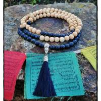 Sandelholz Malakette mit gravierten Achatperlen, Yogaschmuck, Meditation, Gebetskette, Spiritualität Bild 2