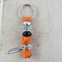 Schlüsselanhänger orange aus Paracord Anhänger mit Zierknoten und Schlüsselring Taschenbaumler Taschenanhänger Bild 1