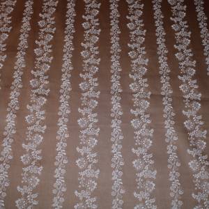 14,30 EUR/m Dirndl-Stoff Ornamente Blumen weiß auf braun Baumwollsatin Bild 3