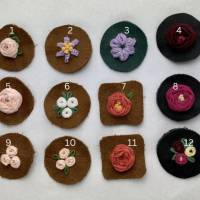 bestickte Leder-Patches Aufnäher mit Blüten Blumen Stickerei Bild 6