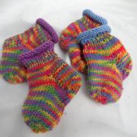 Babysocken für Neugeborene - bunt - Wolle (Merino) - Baby-Socken Bild 3