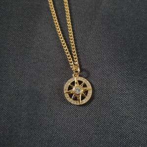 Vergoldete Halskette "Kompass" Bild 4