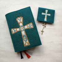 Bestickte Rosenkranztasche aus Filz *Motiv Kreuz unterteilt *individuell angefertigt Bild 5