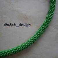 Häkelkette, gehäkelte Perlenkette * langer, fröhlicher Grashüpfer - auf 80 cm Bild 3