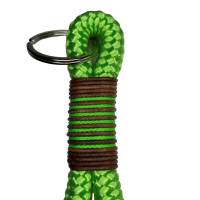 Schlüsselanhänger handgefertigt der Marke AlsterStruppi in grün, cognacfarbenen Leder, personalisiert ist möglich Bild 4
