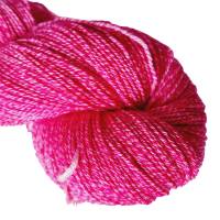 Handgefärbte Sommer-Sockenwolle, 4fach, mit Baumwolle, Farbe: Drachenfrucht Semisolid Bild 2