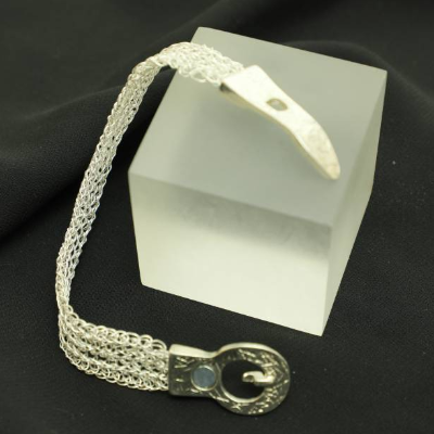 Silber-Damen-Armband mit magnetischem Gürtelverschluss