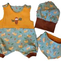 Strampler Einteiler Strampelanzug , Beanie Mütze, Halstuch 3teiliges Set Baby Kinder personalisiert Handmad Bild 1
