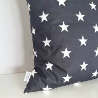 schwarze Kissenhülle mit weißen Sternen, Kissenbezug 40 x 40 cm, Dekokissen für das Sofa Bild 2