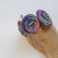 Einzigartiges Häkelarmband aus runden gehäkelten Woll-Spiralen Bild 10