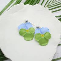 Blume Ohrstecker Blau Grün Stiefmütterchen, Fimo Schmuckstück, Frühling Ohrringe Für Frau, Geshenk Für Sie, Leicht Bild 3