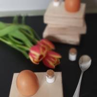Eierbecher Eierbrettchen mit Salzfass aus 30mm Birkenholz Bild 5
