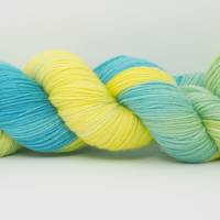 "Frühlingstraum", Wollelfe Merino Deluxe, handgefärbte Socken- und Tuchwolle, 4fädig, 100 g Strang Bild 5
