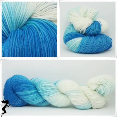 "Blue Sky", Wollelfe Merino Deluxe, handgefärbte Socken- und Tuchwolle, 4fädig, 100 g Strang