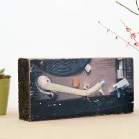 Schallplattenspieler in einem lost place, Upcycling alter Holzbalken, Foto auf Holz, Holzdruck Bild 3