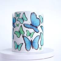 Dekorative Kunst Tasse mit zarten Schmetterlingen, Schöne Unikate Tasse als Geschenkidee für jede Frau oder Mädchen Bild 2
