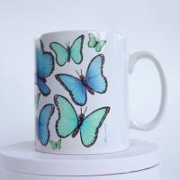 Dekorative Kunst Tasse mit zarten Schmetterlingen, Schöne Unikate Tasse als Geschenkidee für jede Frau oder Mädchen Bild 3