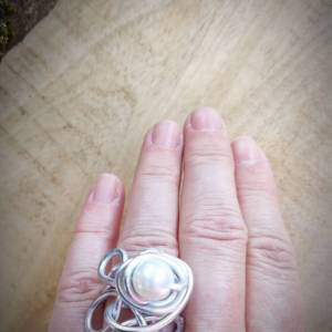 Drahtjuwel Aluminiumdraht-Ring, Aluminium , Ring ,silber, Perlenring Bild 5