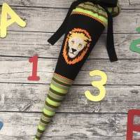 wunderschöne Schultüte / Zuckertüte aus Stoff in Grün, Schwarz und Orange mit Löwe Bild 4