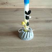 Kerzenhalter Gugelhupf aus Beton mit dip dye Kerze Bild 3